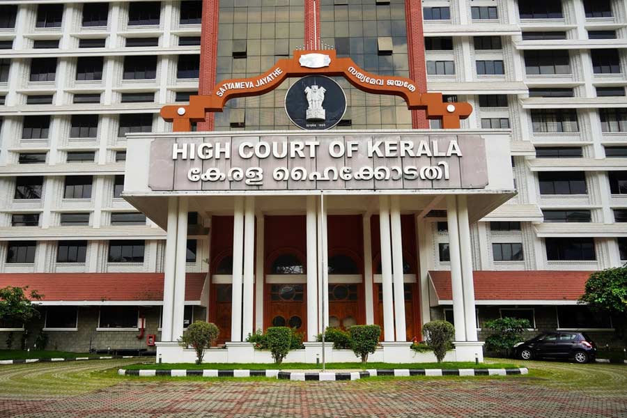 “Law does not permit imposition of such a heavy cost, which is a burden to the accused.”: Kerala High Court